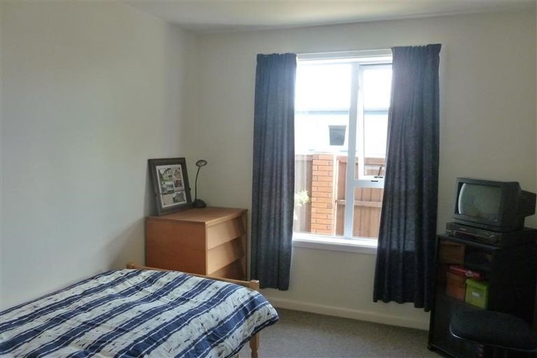 Photo of property in 1/17 Daniels Road, Redwood, Christchurch, 8051