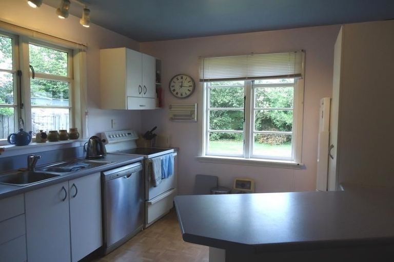 Photo of property in 46 Ilam Road, Upper Riccarton, Christchurch, 8041