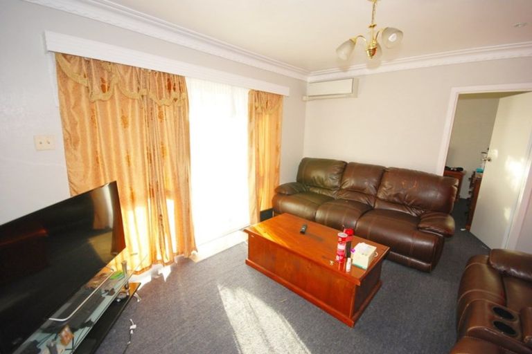 Photo of property in 2/86 Huia Road, Papatoetoe, Auckland, 2025