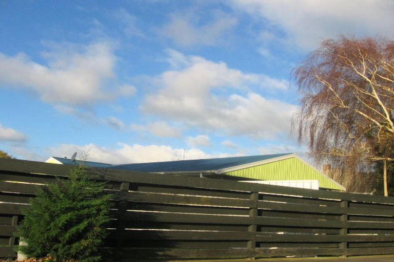 Photo of property in 3 Seddon Street, Takaro, Palmerston North, 4412