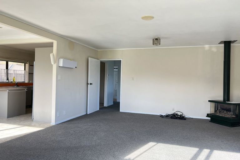 Photo of property in 31 Marendellas Drive, Bucklands Beach, Auckland, 2014
