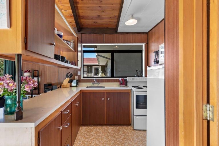 Photo of property in 16 Argyle Place, Arrowtown, 9302