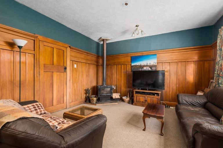 Photo of property in 12 Severn Street, Green Island, Dunedin, 9018