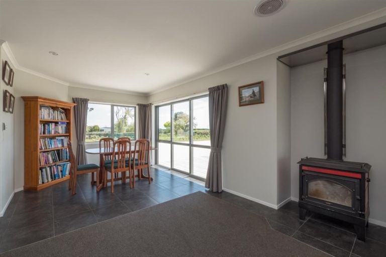 Photo of property in 182 Katene Road, Normanby, Hawera, 4675
