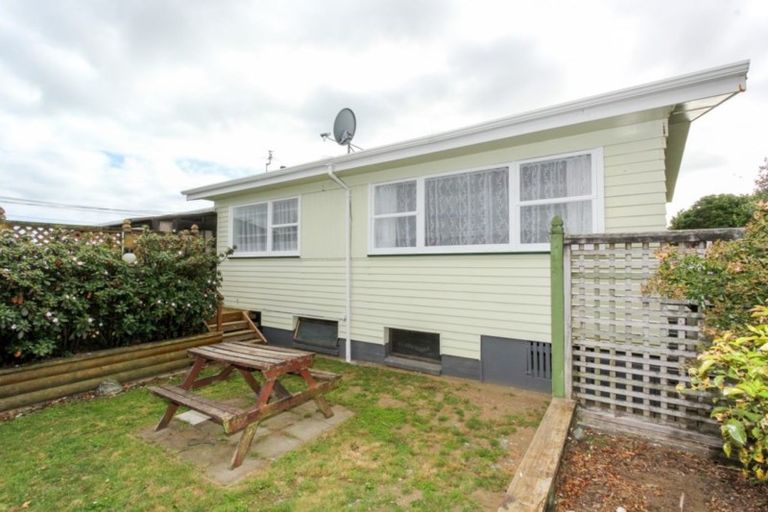 Photo of property in 10 Clyde Street, Ferndale, New Plymouth, 4310