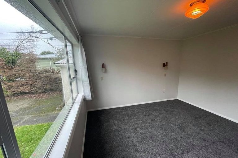 Photo of property in 25 Wood Street, Wainuiomata, Lower Hutt, 5014