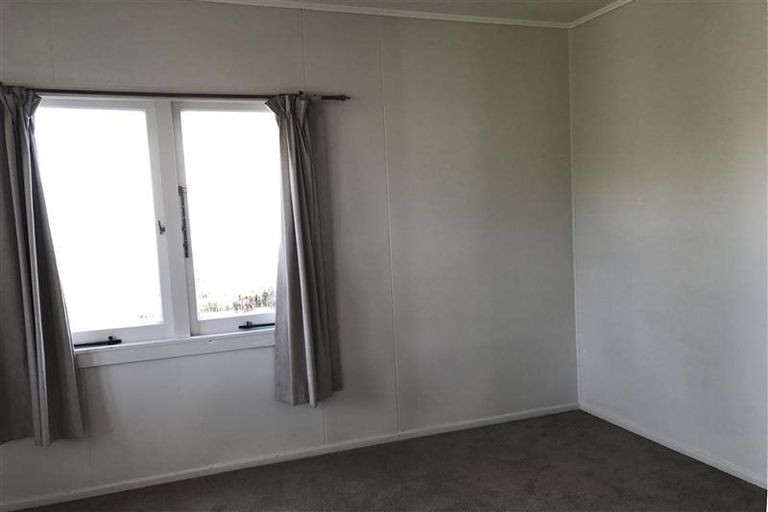 Photo of property in 5 Bream Bay Drive, Ruakaka, 0116