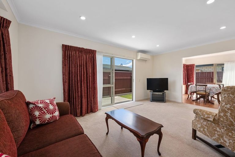 Photo of property in 17 Grenville Street, Waiwhetu, Lower Hutt, 5010