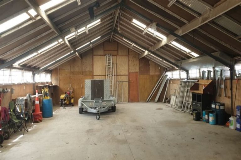 Photo of property in 103 Oraha Road, Kumeu, 0892