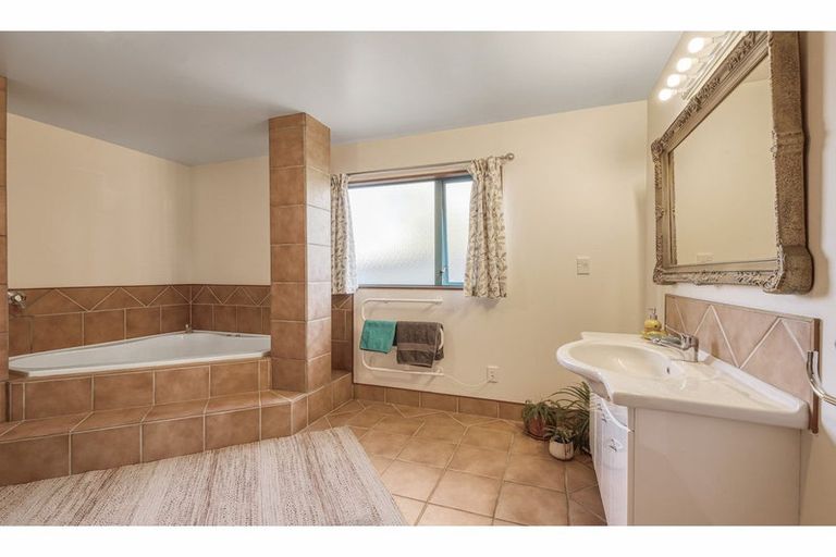 Photo of property in 20 Milesbrook Close, Rangiora, 7400