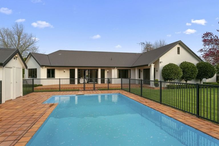 Photo of property in 23 Cowley Drive, Leamington, Cambridge, 3432