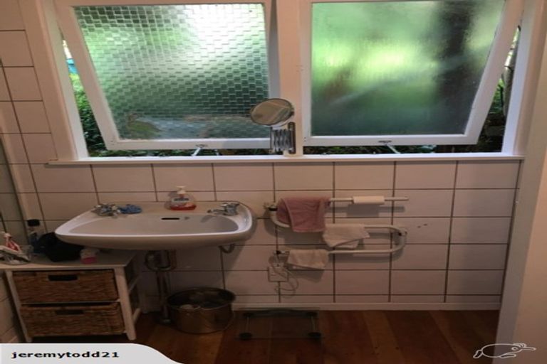 Photo of property in 2/17 Hepara Street, Hataitai, Wellington, 6021