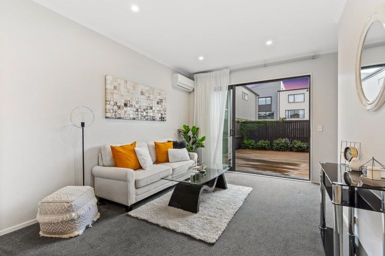 Photo of property in 40 Ringa Matau Road, Hobsonville, Auckland, 0616