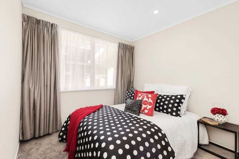 Photo of property in 48b Queens Grove, Hutt Central, Lower Hutt, 5010