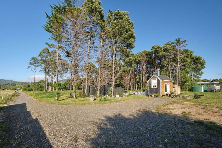 Photo of property in 28 Kowhai Drive, Kuratau, Turangi, 3381