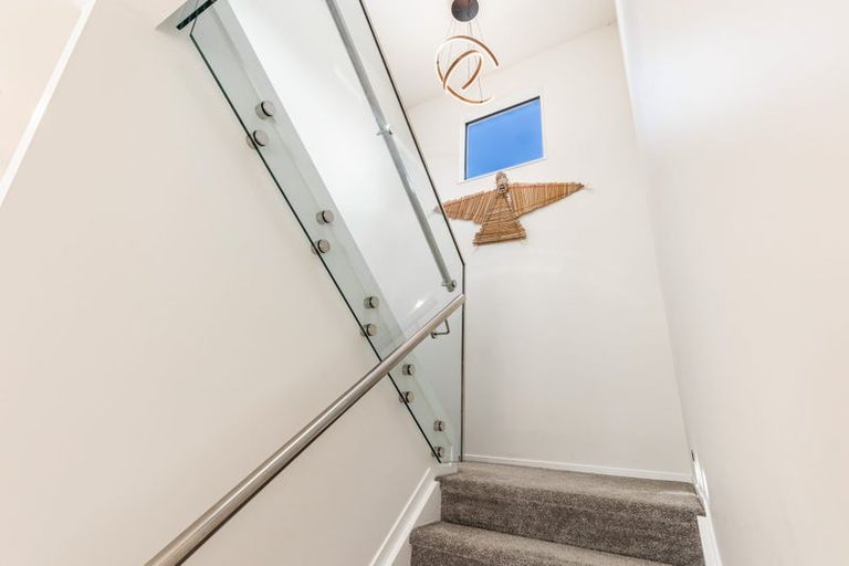 Photo of property in 12 Cirrus Way, Ranui, Auckland, 0612