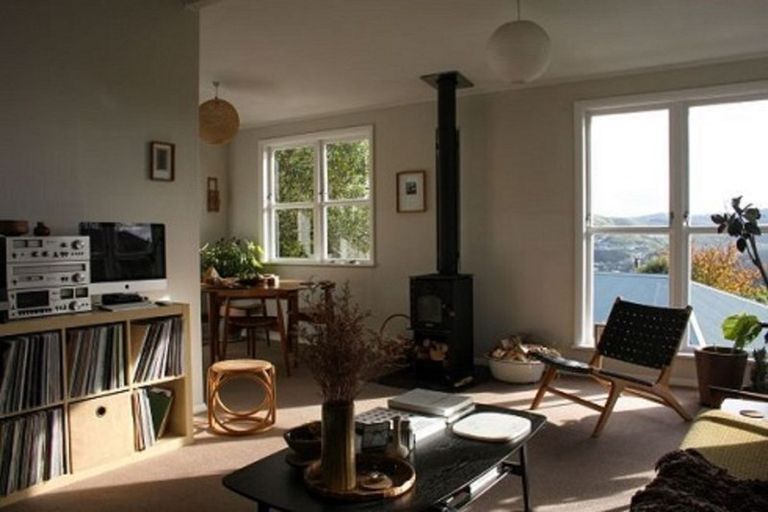 Photo of property in 2 Paparangi Crescent, Paparangi, Wellington, 6037