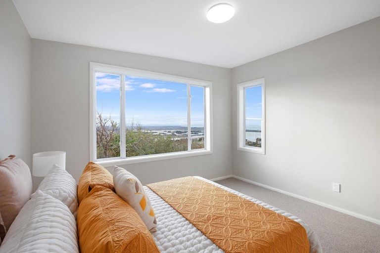 Photo of property in 132 Major Hornbrook Road, Mount Pleasant, Christchurch, 8081