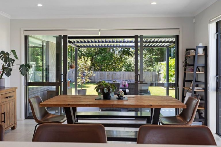 Photo of property in 15 Clover Lane, Pyes Pa, Tauranga, 3112