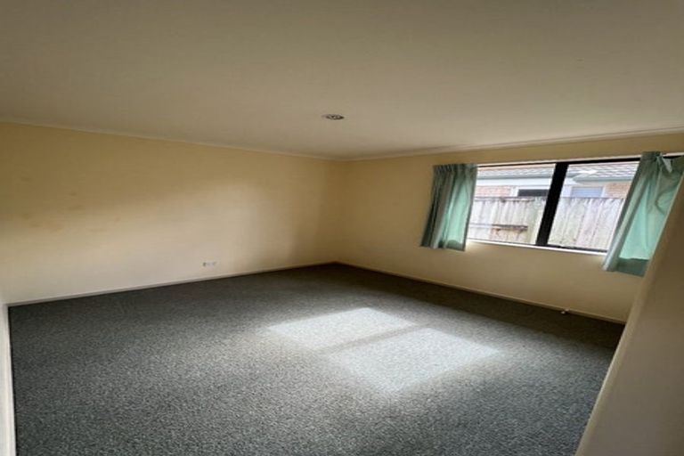 Photo of property in 12 Farnham Close, Rototuna North, Hamilton, 3210