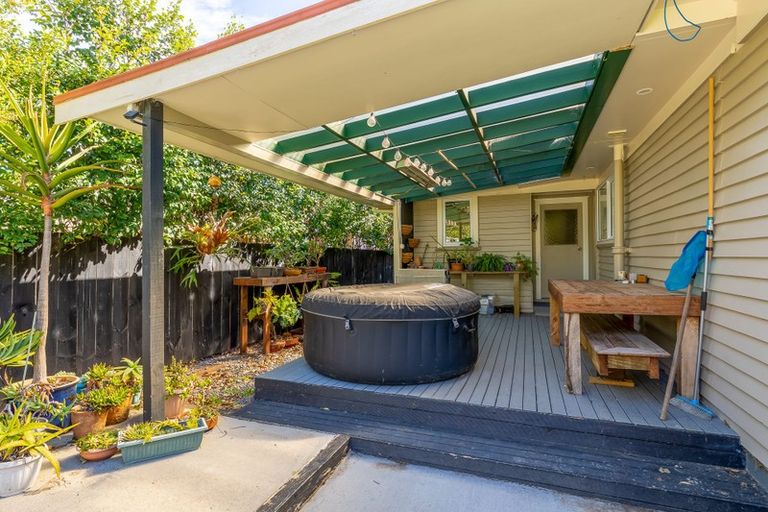 Photo of property in 312 Glengarry Road, Glen Eden, Auckland, 0602