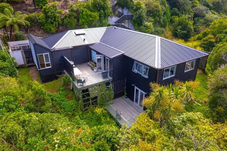 Photo of property in 77 Old Porirua Road, Ngaio, Wellington, 6035
