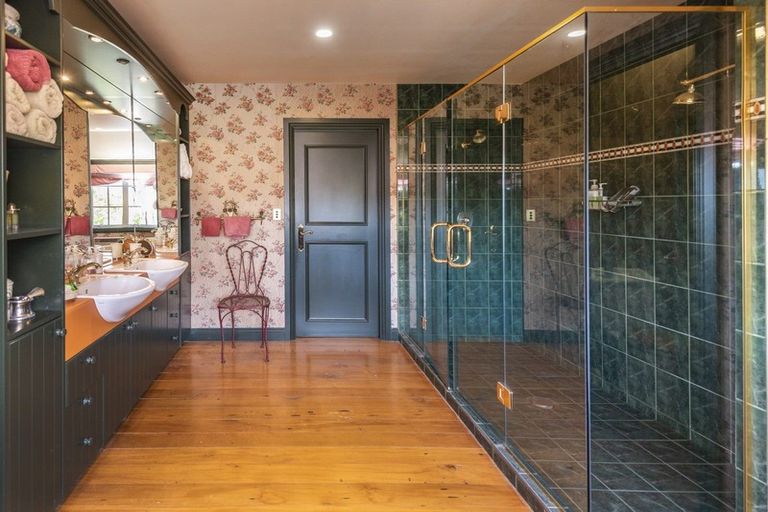 Photo of property in 346 Clifton Road, Whitford, Howick, 2571