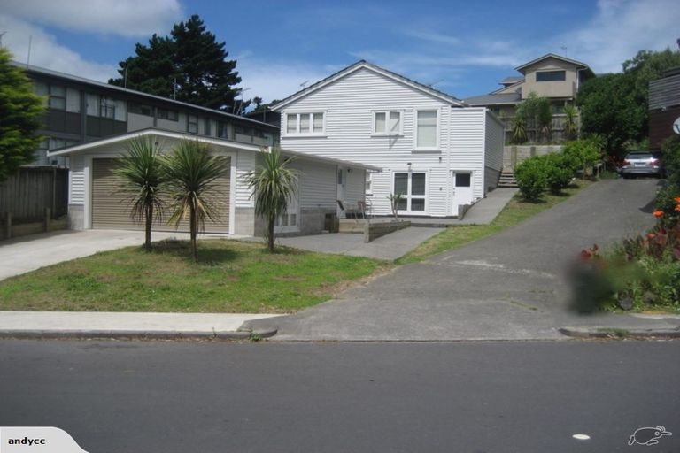 Photo of property in 5 Don Croot Street, Morningside, Auckland, 1021