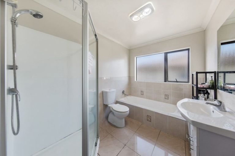 Photo of property in 16 Mandival Avenue, Flat Bush, Auckland, 2019