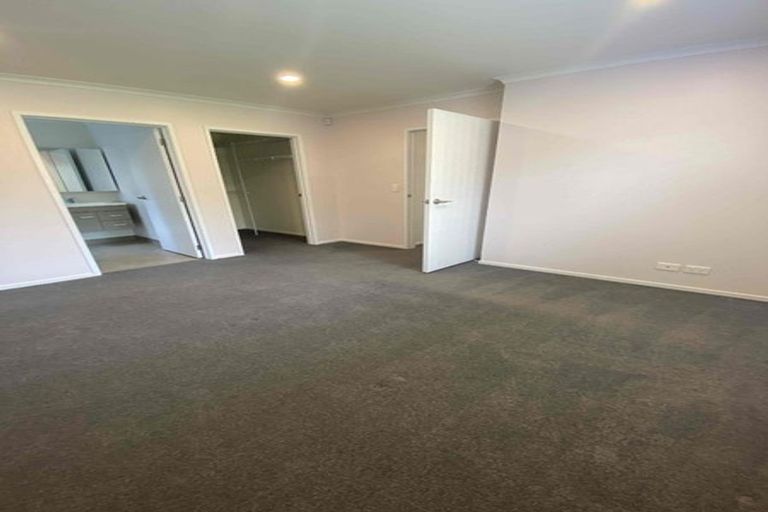 Photo of property in 3a Ascot Avenue, Henderson, Auckland, 0610