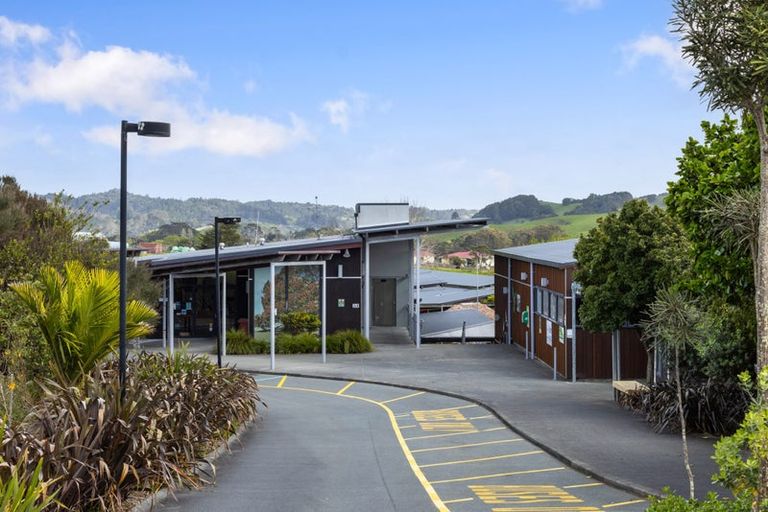 Photo of property in 48 Kia Kaha Drive, Snells Beach, 0920