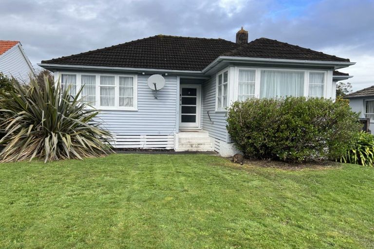 Photo of property in 64 Andrew Avenue, Roslyn, Palmerston North, 4414