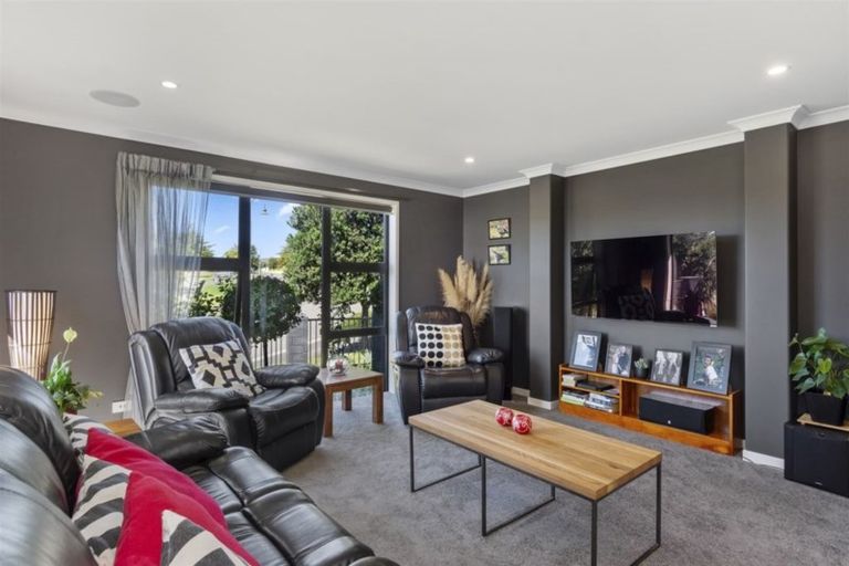 Photo of property in 33 Glenpark Crescent, Bethlehem, Tauranga, 3110