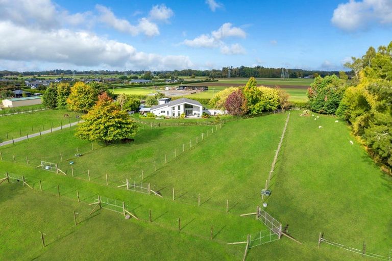 Photo of property in 35 Taplin Road, Matangi, Hamilton, 3283