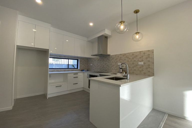 Photo of property in 15d Tabitha Crescent, Henderson, Auckland, 0612