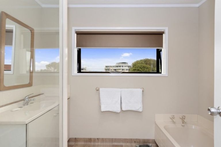 Photo of property in 416b Oceanbeach Road, Mount Maunganui, 3116