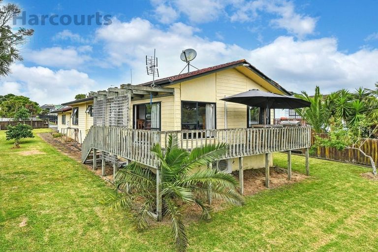 Photo of property in 14 Rukumoana Place, Clendon Park, Auckland, 2103