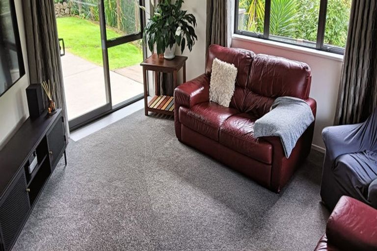 Photo of property in 1 Lilicoe Lane, Kensington, Whangarei, 0112