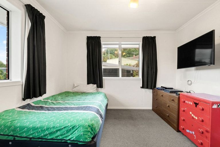Photo of property in 38 Lindsay Road, Caversham, Dunedin, 9011