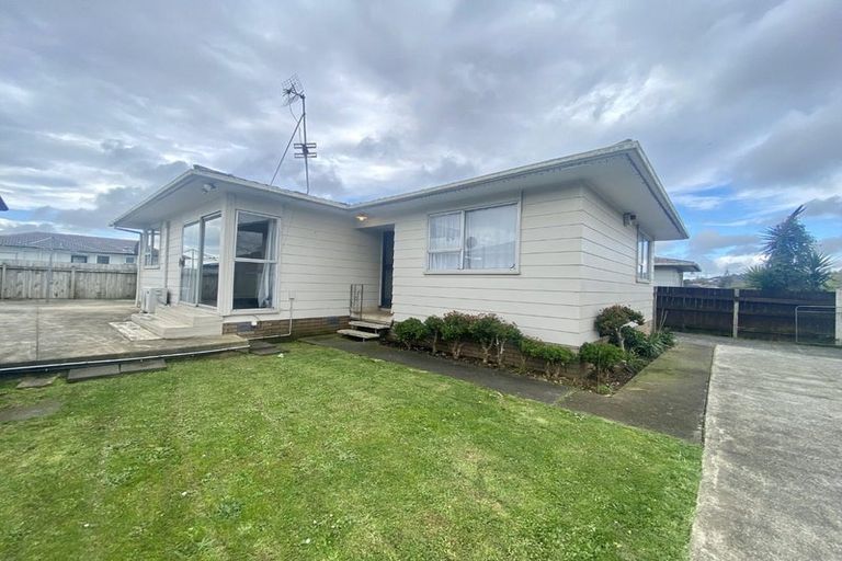 Photo of property in 52 Boundary Road, Clover Park, Auckland, 2019