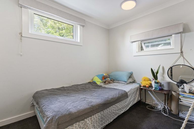 Photo of property in 3 Huia Road, Titirangi, Auckland, 0604