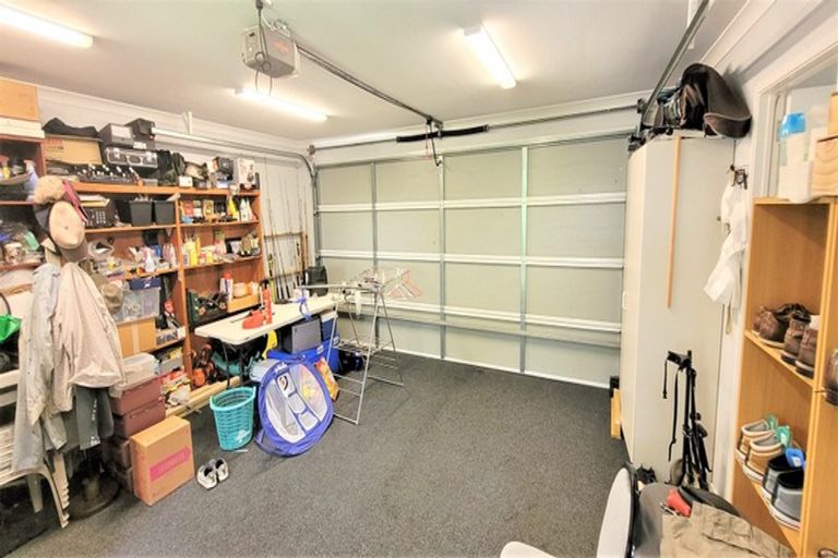 Photo of property in 266 Lakes Boulevard, Pyes Pa, Tauranga, 3112