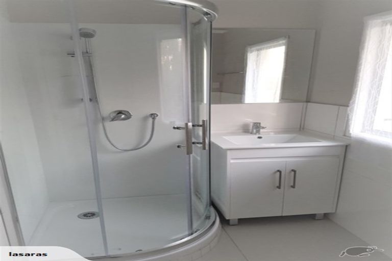Photo of property in 2 Seaview Terrace, Mount Albert, Auckland, 1025