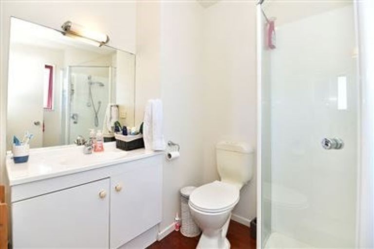 Photo of property in 33a Florence Avenue, Orewa, 0931