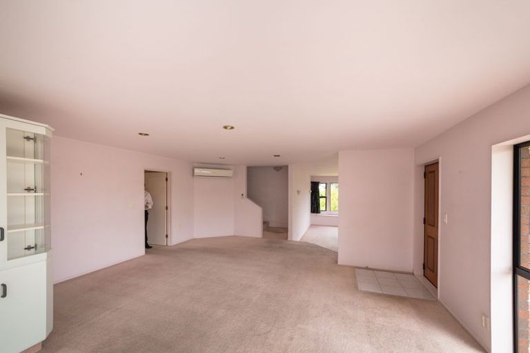 Photo of property in 12a Mountain View Road, Fitzherbert, Palmerston North, 4410