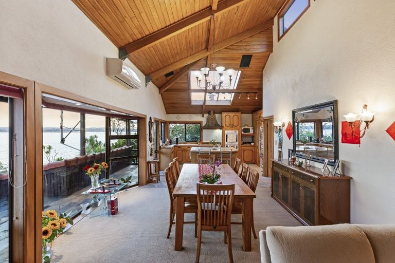 Photo of property in 16 Brigantine Drive, Beach Haven, Auckland, 0626