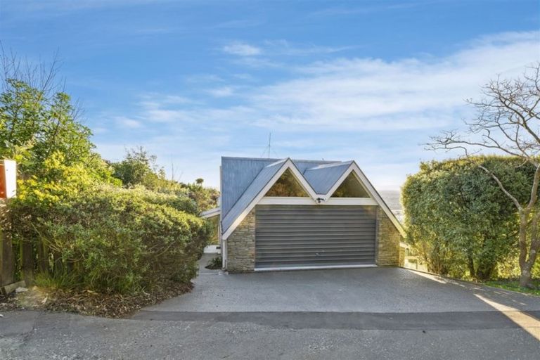 Photo of property in 239 Cannon Hill Crescent, Mount Pleasant, Christchurch, 8081