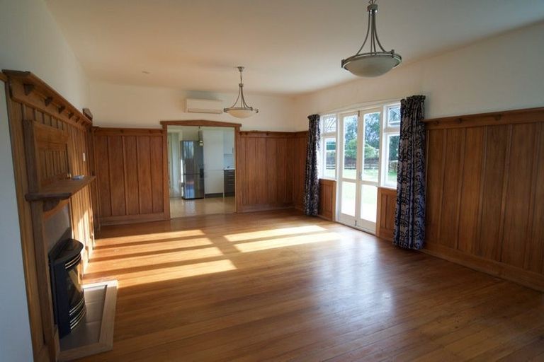 Photo of property in 23 Railway Street, Sefton, 7477