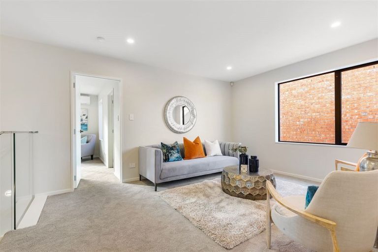 Photo of property in 14 Whakatere Lane, Hobsonville, Auckland, 0616