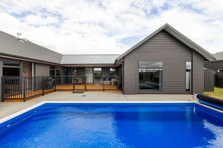 Photo of property in 14 Artistic Avenue, Leamington, Cambridge, 3432